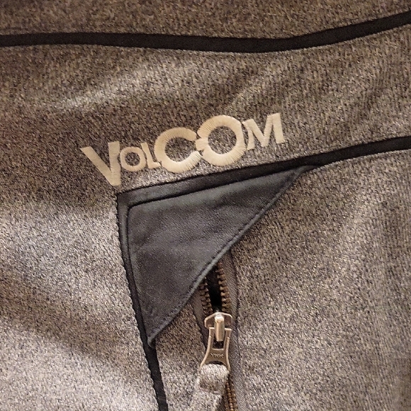 Volcom Men's Gray Performance Jacket - Picture 4 of 9